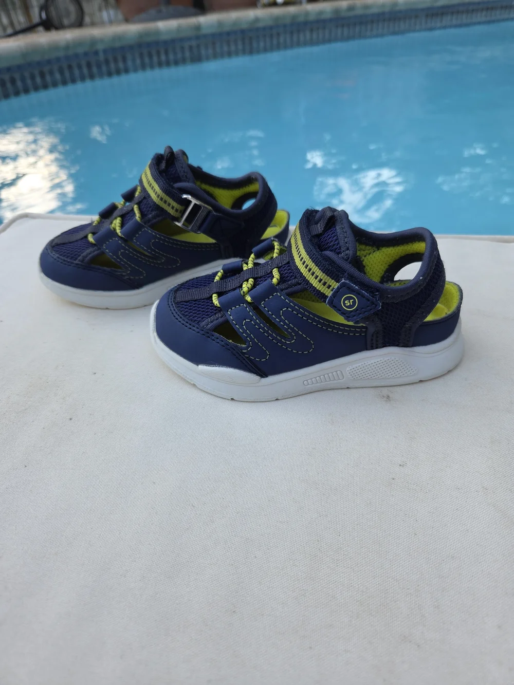 Stride Rite 360 Toddler Sandals Size 8m